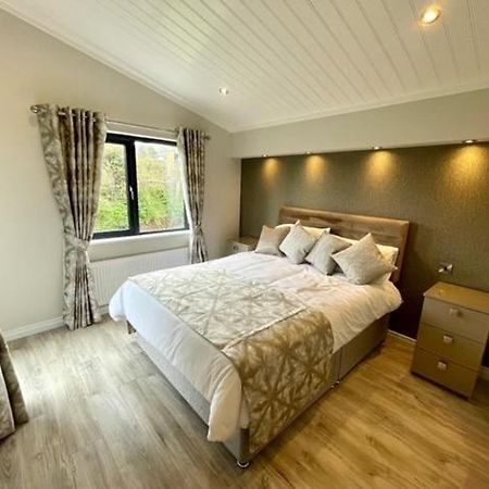 Penally *Luxury Holiday Home With Hot Tub Close To Beach* מראה חיצוני תמונה