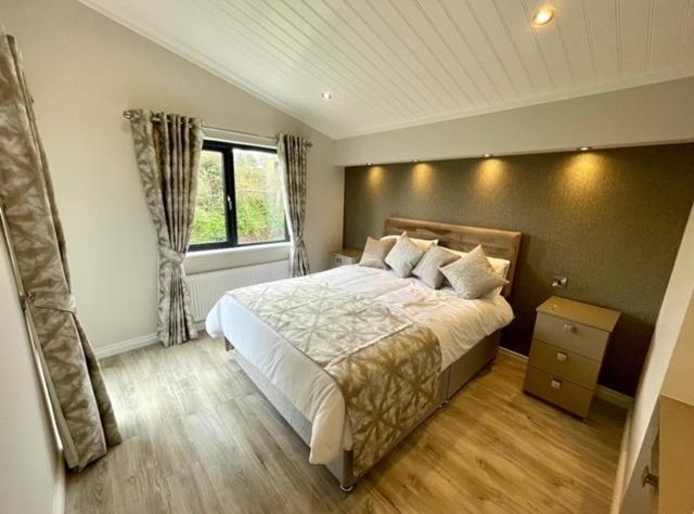Penally *Luxury Holiday Home With Hot Tub Close To Beach* מראה חיצוני תמונה